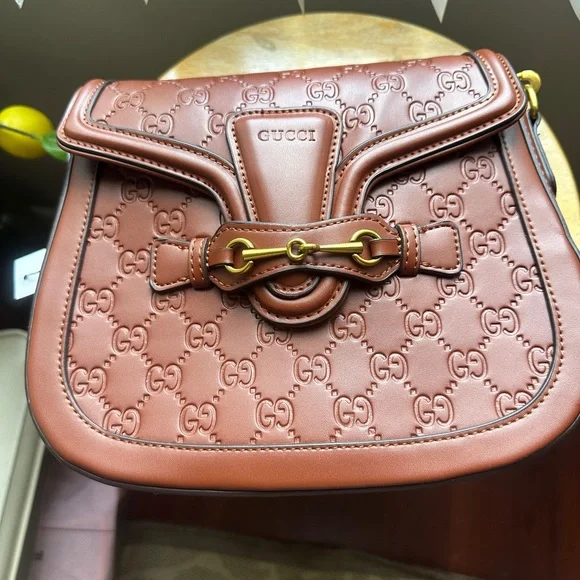 New!!! GG Tan Leather Crossbody Bag - Picture 3 of 17